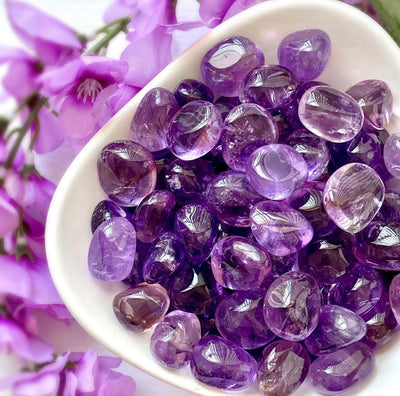 high quality amethyst crystal tumbled stones for carrying in pocket, healing, meditation, sleep, and more. crystals for stress relief and beginners. purple stones