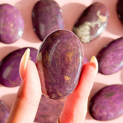 Purpurite Palmstone