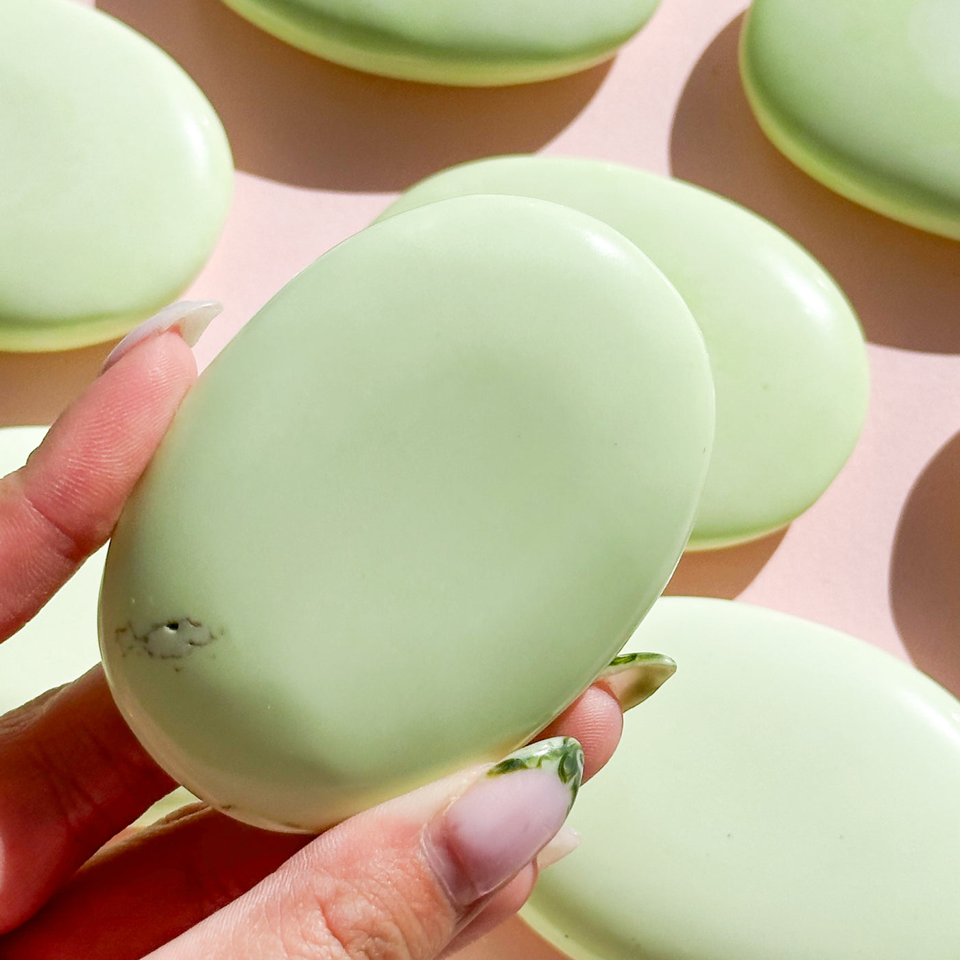 Lemon Chrysoprase Palmstone