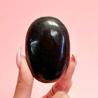 Shungite Palmstone (Bumpy/not smooth)